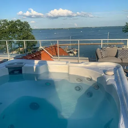 Masuria Sky W Nautica Z Widokiem Na Jezioro Niegocin * 吉日茨科